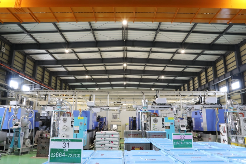 プラスチック成形・蒸着