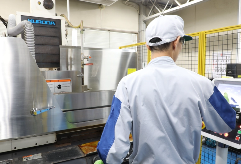 金属試験片の加工・分析